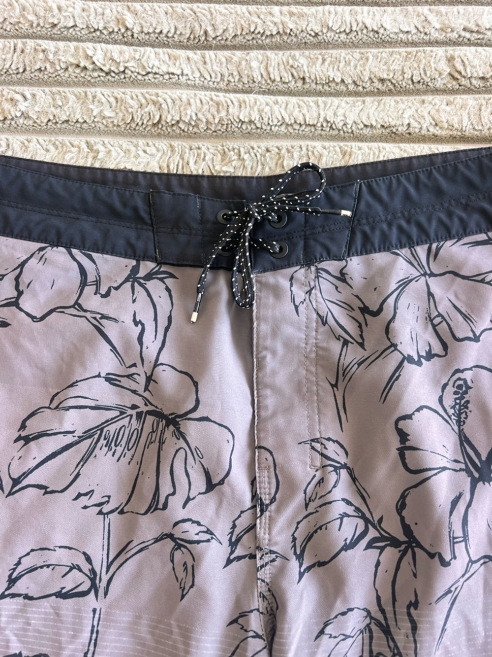 Billabong Men's Swim Trunks- Size 38 - Picture 3 of 8
